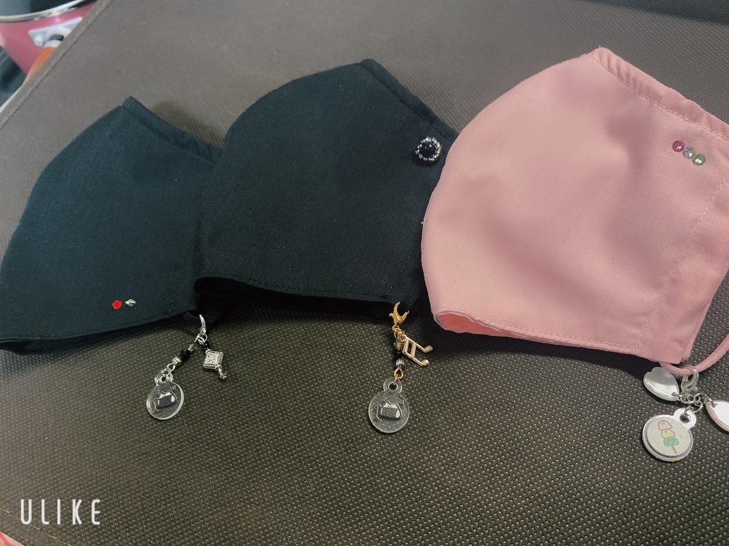 よつやねこマスクチャーム