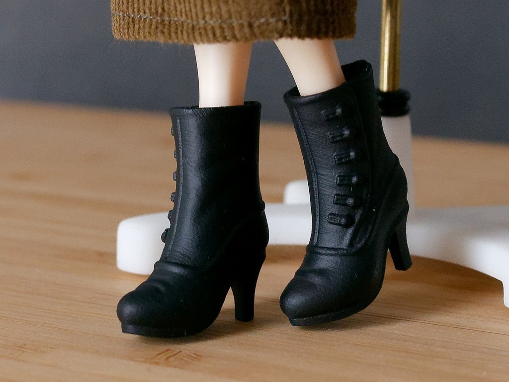 ◆◆ハルモニアシリーズ用ボタンブーツ/ハンドメイド品