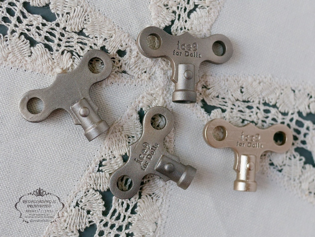 ◆受注生産◆ドール用柱時計のゼンマイ巻き鍵/ハンドメイド品