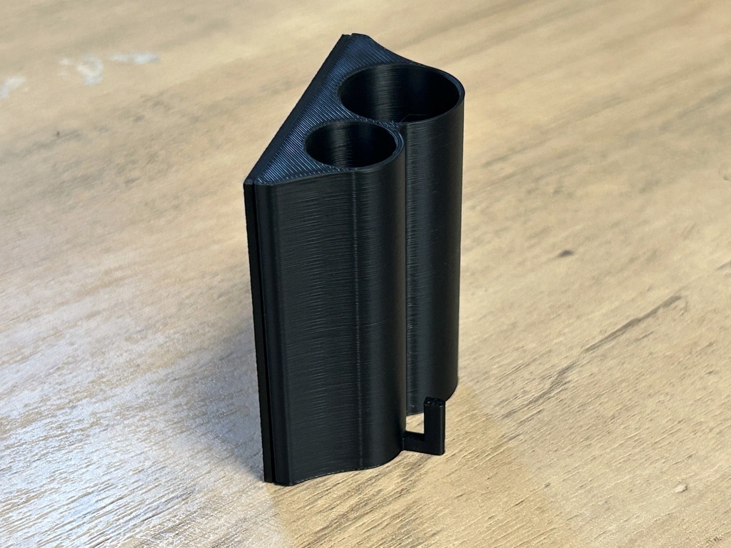 ホッチキスで壁に取り付ける印鑑・ペンホルダー ブラック