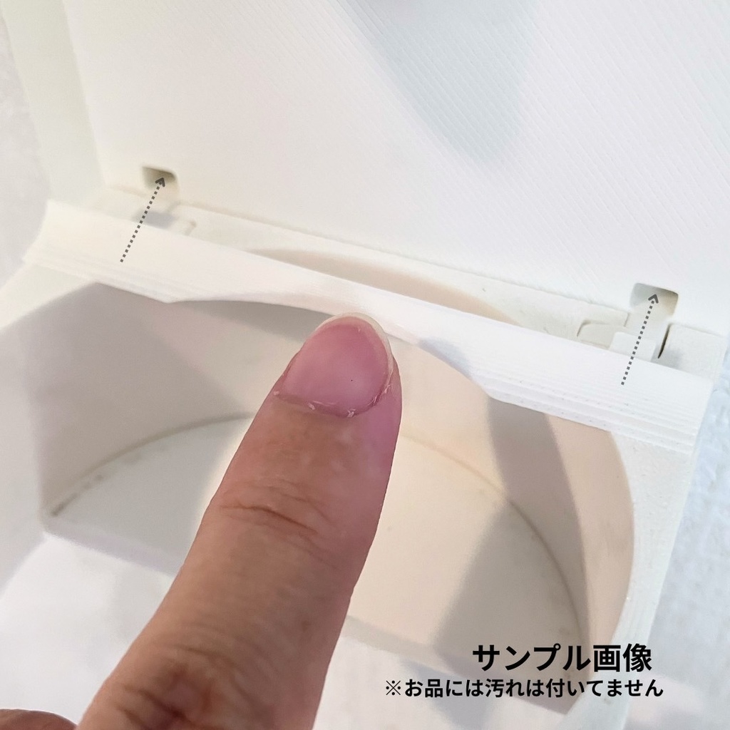 石膏ボードピンで壁に取り付けるスプレーホルダー