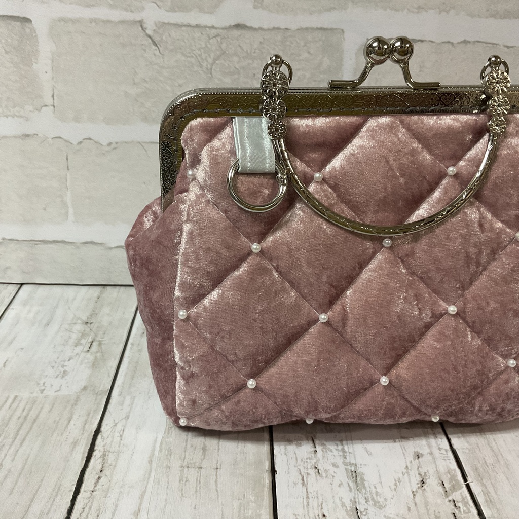 桜餅 ピンクベロアキルトがま口ハンドバッグ