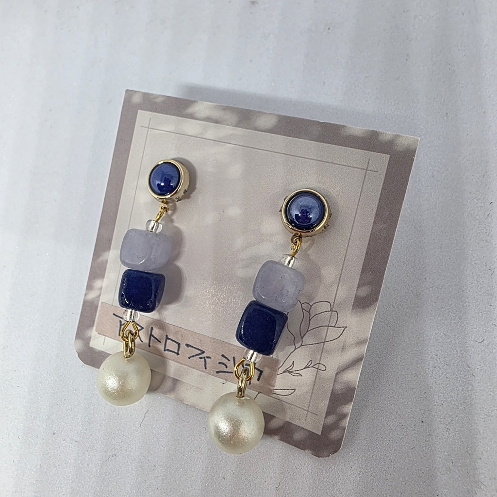 【非公式】小柳ロウ イメージカラー キューブ ピアス