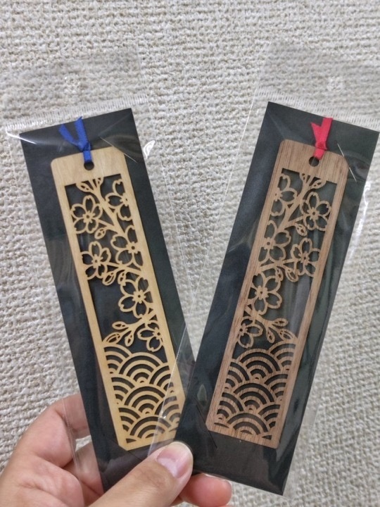 洋花概念木製しおり