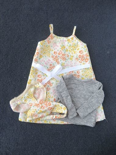 0062)DDエプロンワンピース