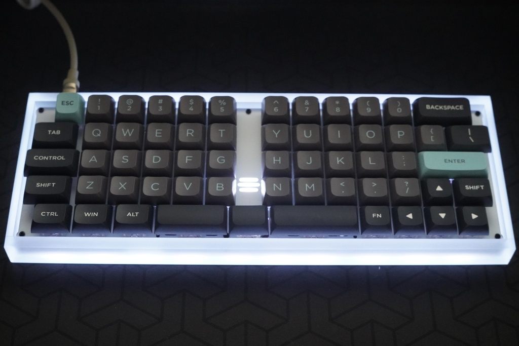 OLSK60 Ver. 1.1 (GH60互換ケース対応キーボード PCB+トッププレート2種セット)