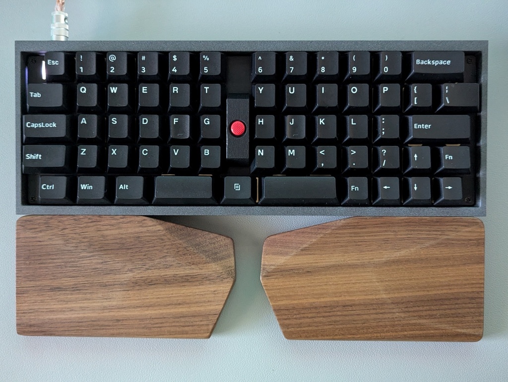 OLSK60 v2  GH60互換ケース対応 トラックポイント搭載キーボードキット