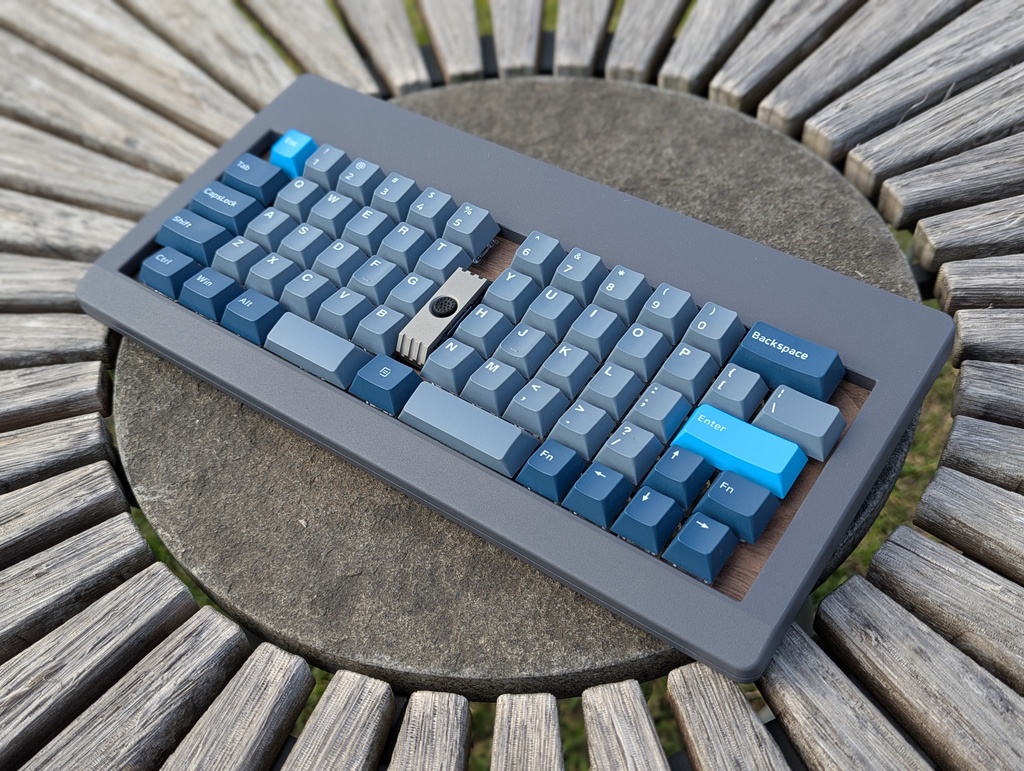 OLSK60 v2  GH60互換ケース対応 トラックポイント搭載キーボードキット