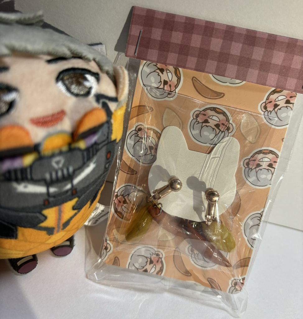 ヴァルキリーとランパートのおつまみキーホルダー&アクセサリー(各4種)