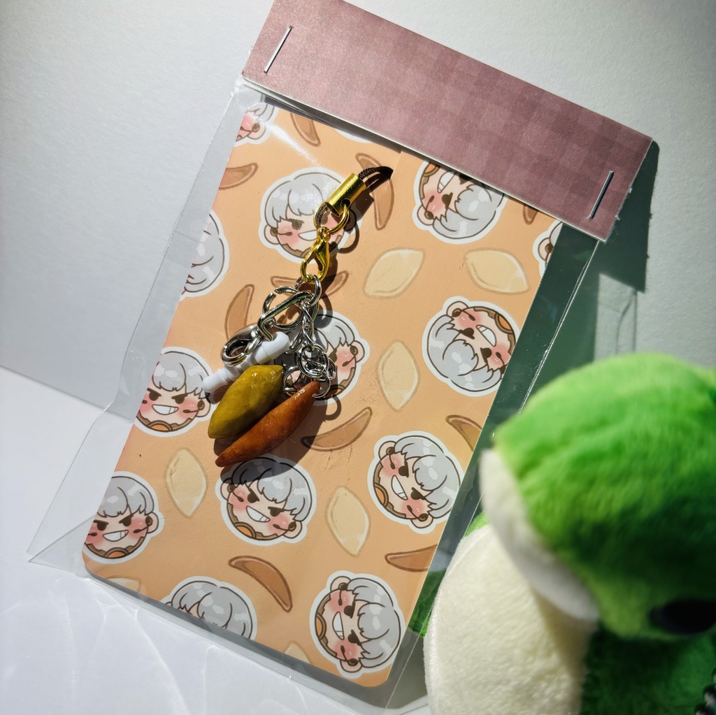 ヴァルキリーとランパートのおつまみキーホルダー&アクセサリー(各4種)