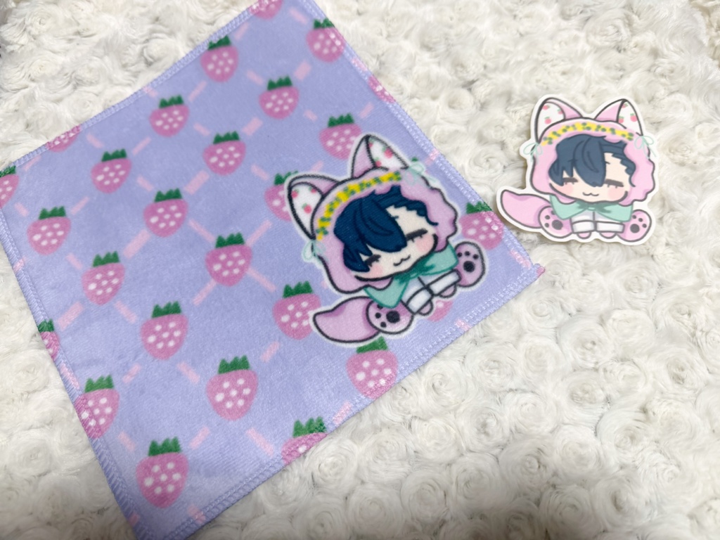 いちごのハンカチ➕シール
