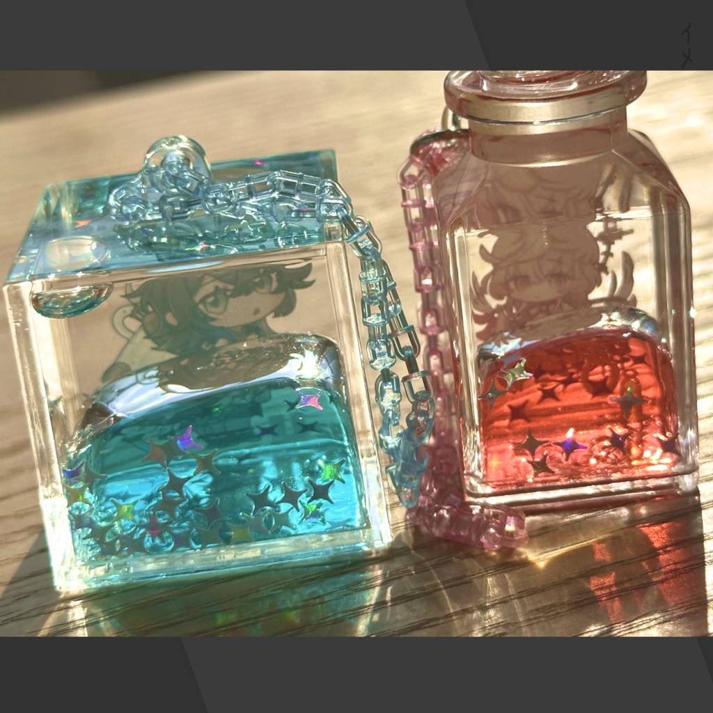 ウランのプール🛟オイルキーホルダー【注‼️同梱不可商品有】