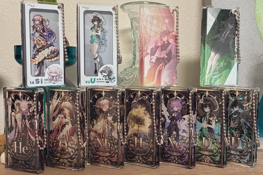 元素楽章ミニアクリルブロックキーホルダーシリーズ