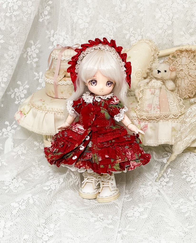 ピンタックドレス