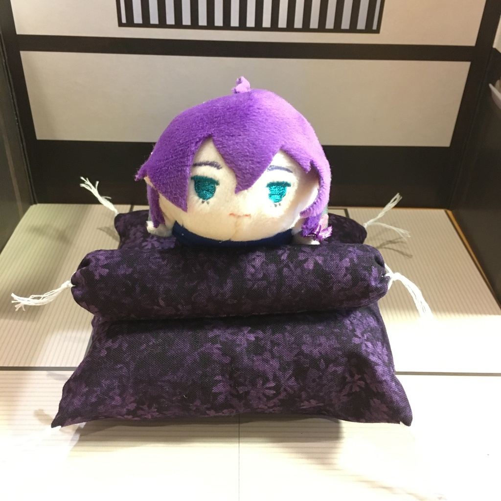 座布団セット　紫と白