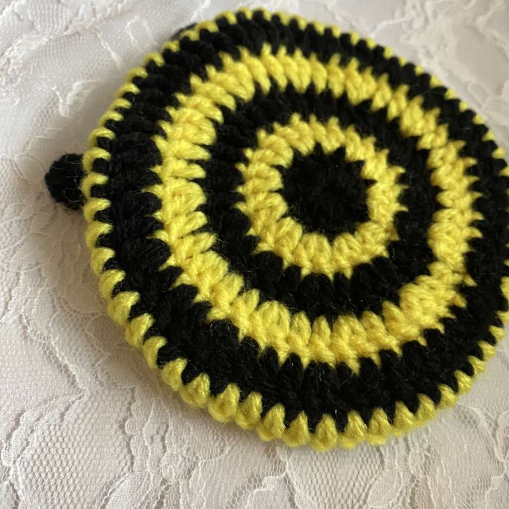 16cmぬい ハチ🐝ベレー帽 蜂 黒×黄色