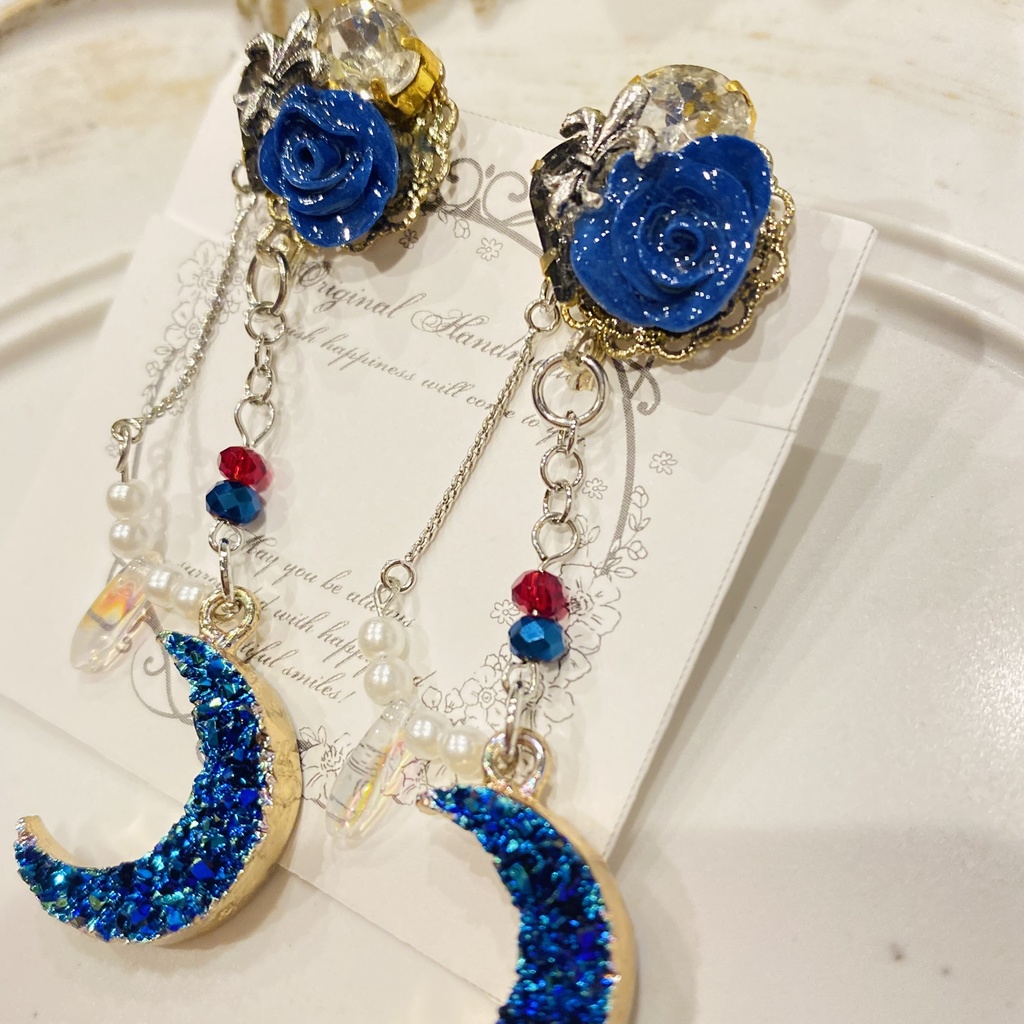 Knights 泉イメージイヤリング