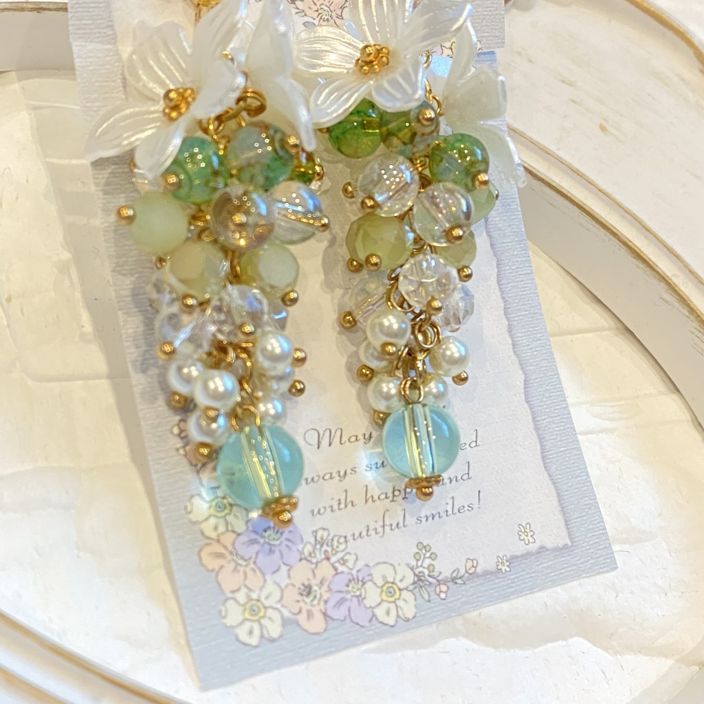 巴日和イメージ イヤリング ピアス
