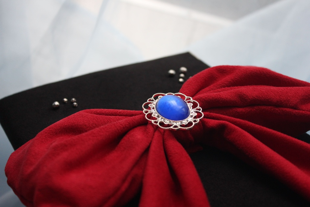 👑【スーパーダンガンロンパ2】ソニア・ネヴァーマインド風スケッチブック(ハンドメイド・一点物)