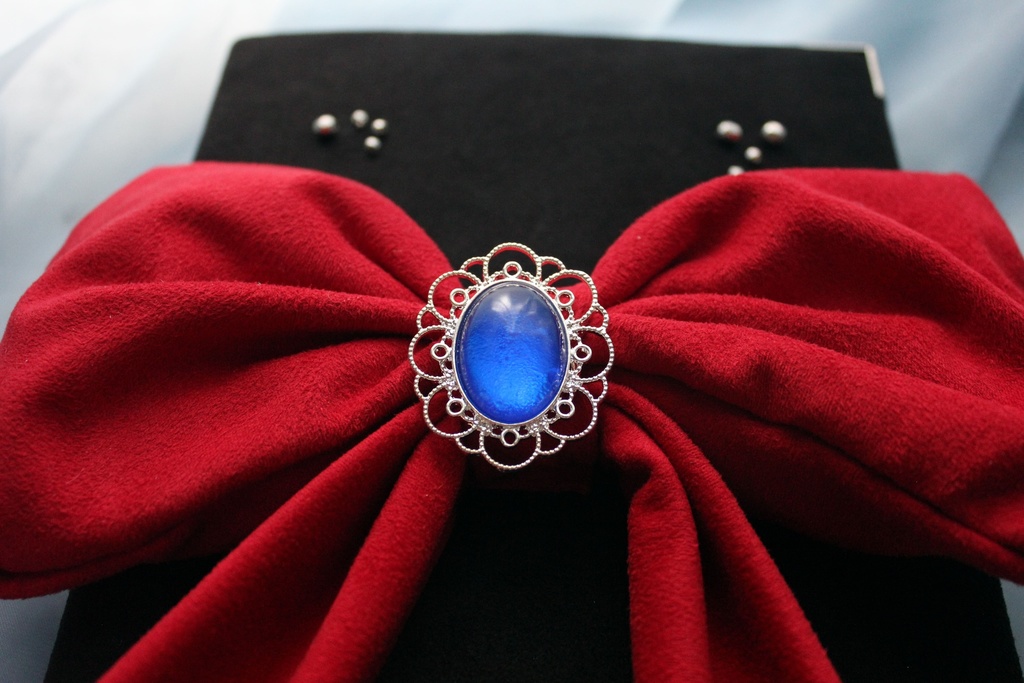 👑【スーパーダンガンロンパ2】ソニア・ネヴァーマインド風スケッチブック(ハンドメイド・一点物)