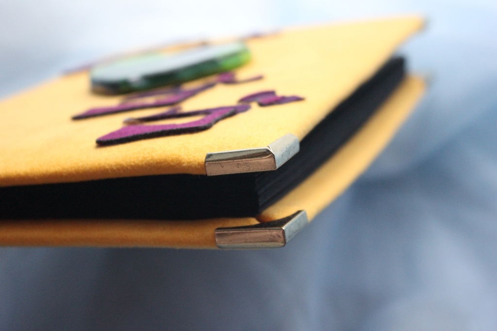 【ジョジョの奇妙な冒険】DIOモチーフ スケッチブック📓💛(ハンドメイド・一点物