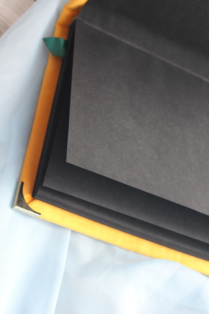 【ジョジョの奇妙な冒険】DIOモチーフ スケッチブック📓💛(ハンドメイド・一点物