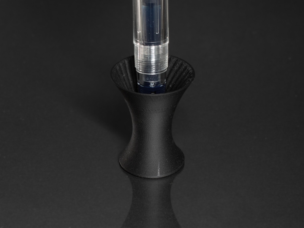 吸入式万年筆で最後までインクが使える壺