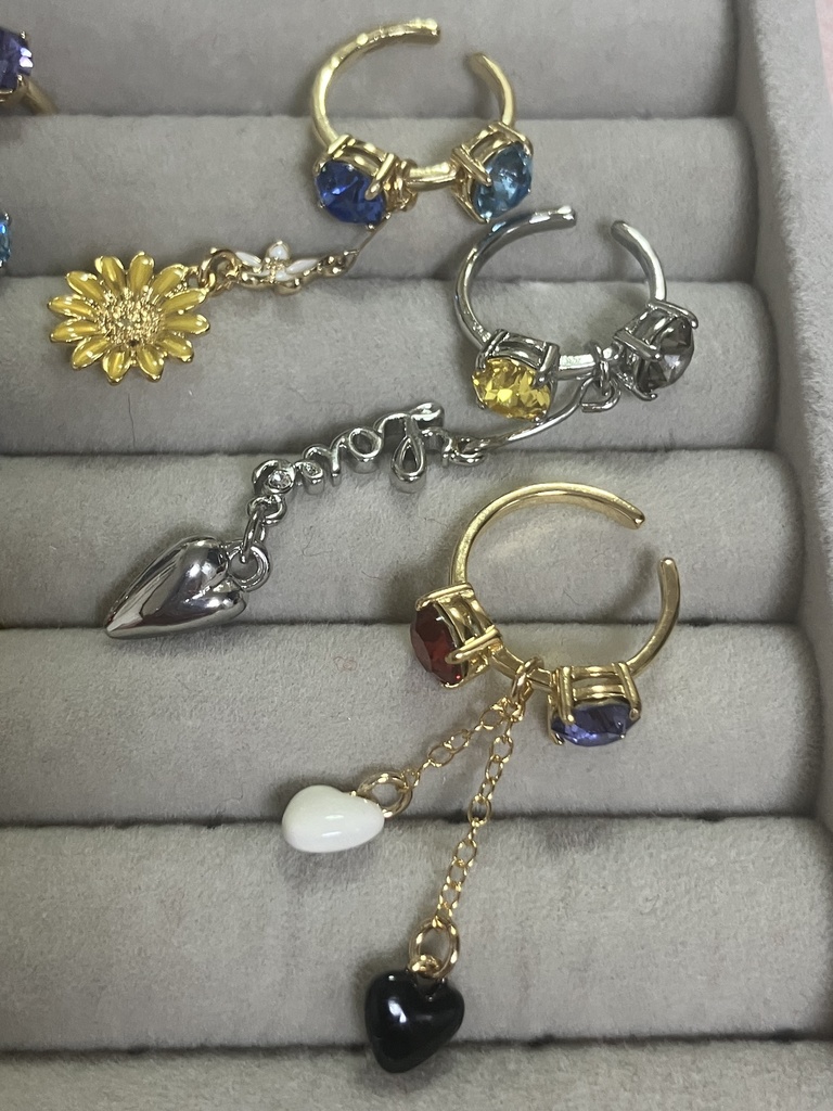 ユニット曲イヤーカフ