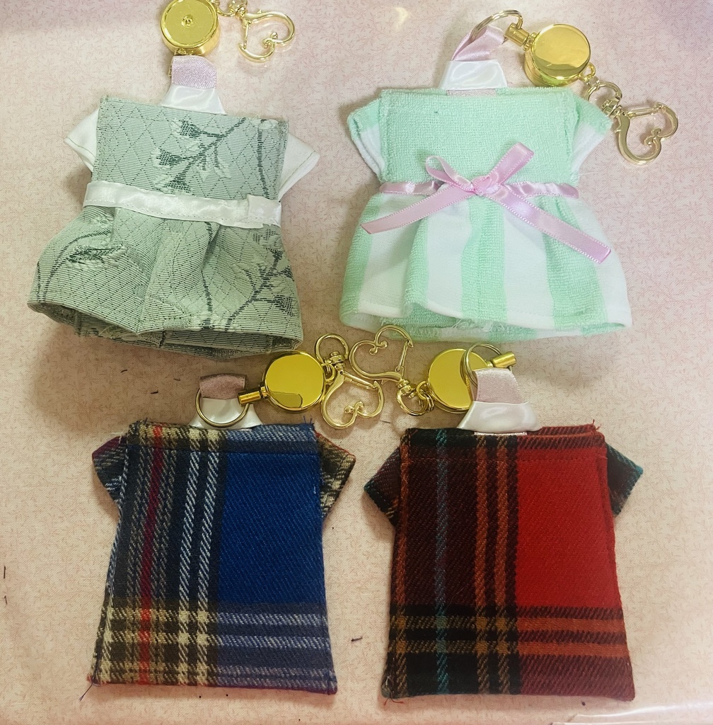 レス子衣装モチーフICカードケース