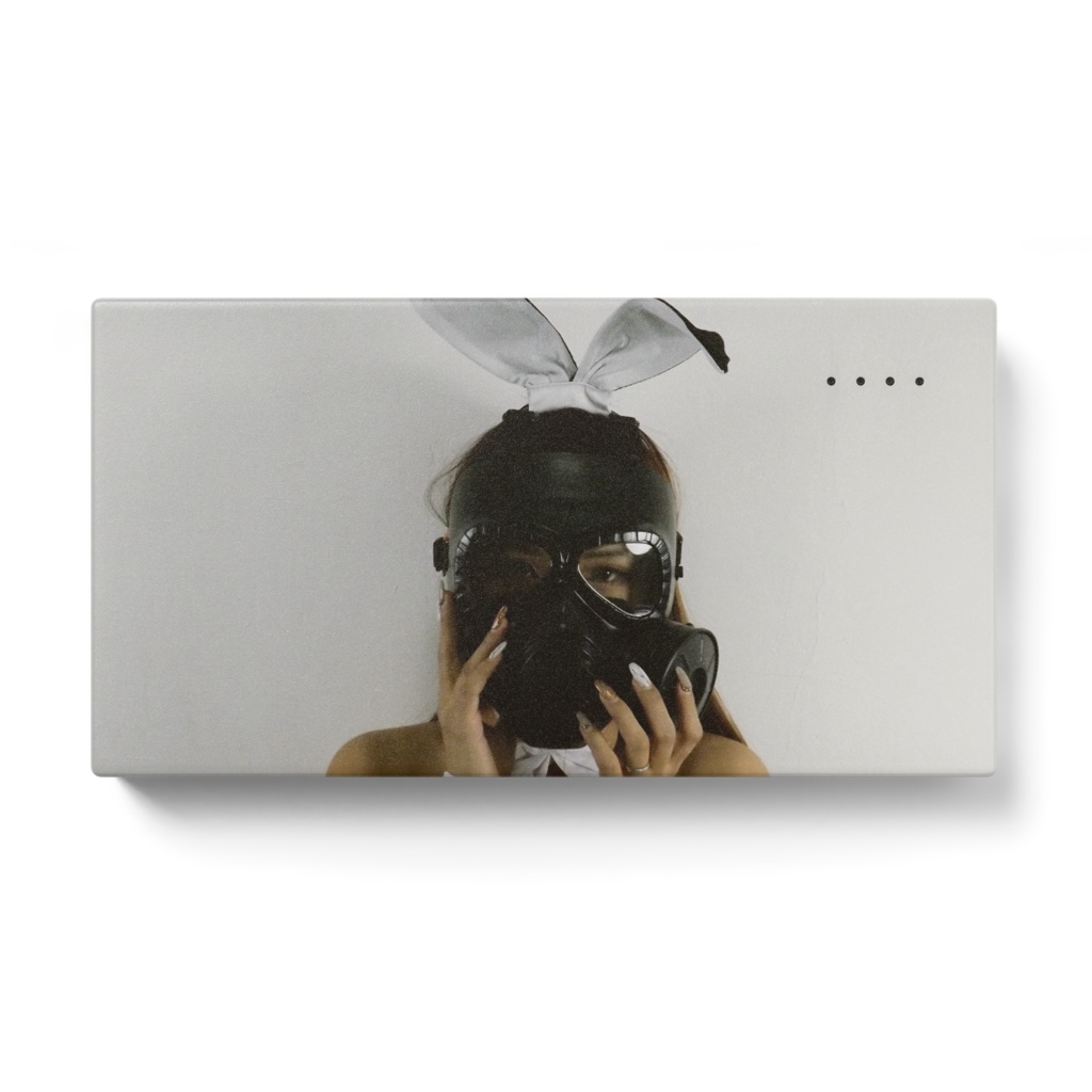 ガスマスク女子 モバイルバッテリー - 123 x 65 (mm)