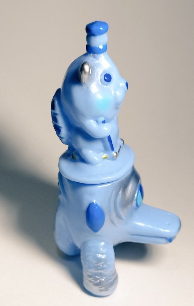 ボス君とシモベ君 水色