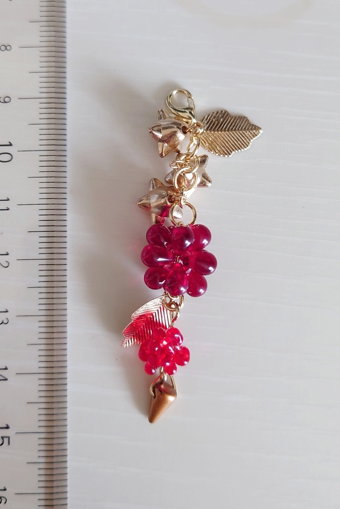 【イヤアクセ変更可】シェフの気まぐれモチーフたち