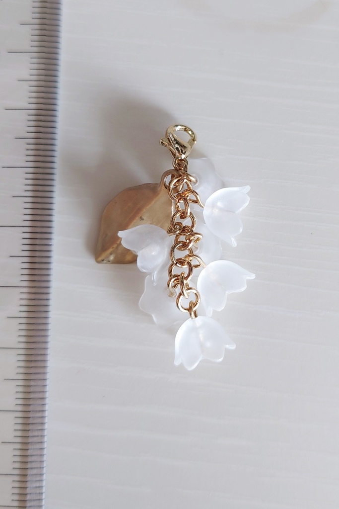 【イヤアクセ変更可】シェフの気まぐれモチーフたち