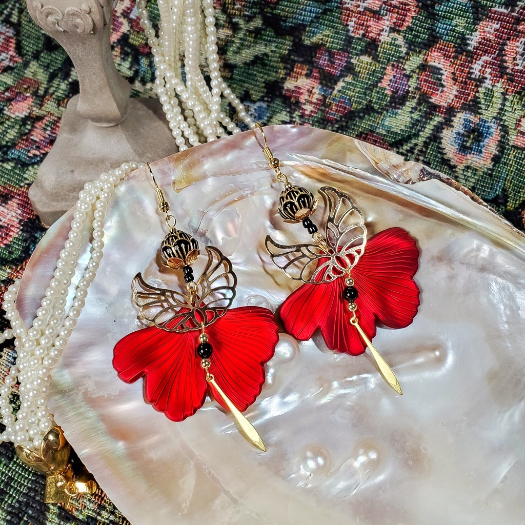 金魚の尾鰭 (赤/黒/緑) ピアス/イヤリング