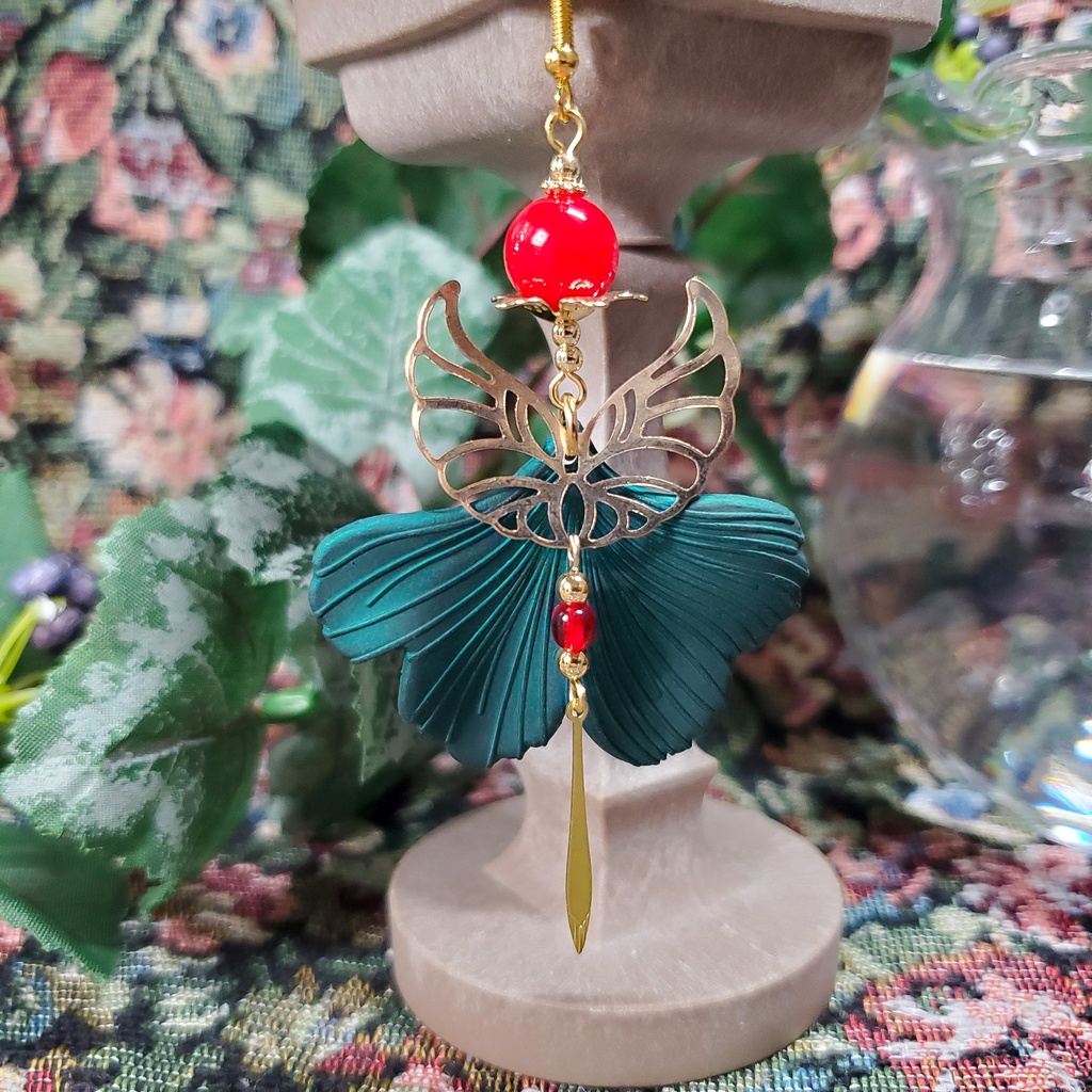 金魚の尾鰭 (赤/黒/緑) ピアス/イヤリング