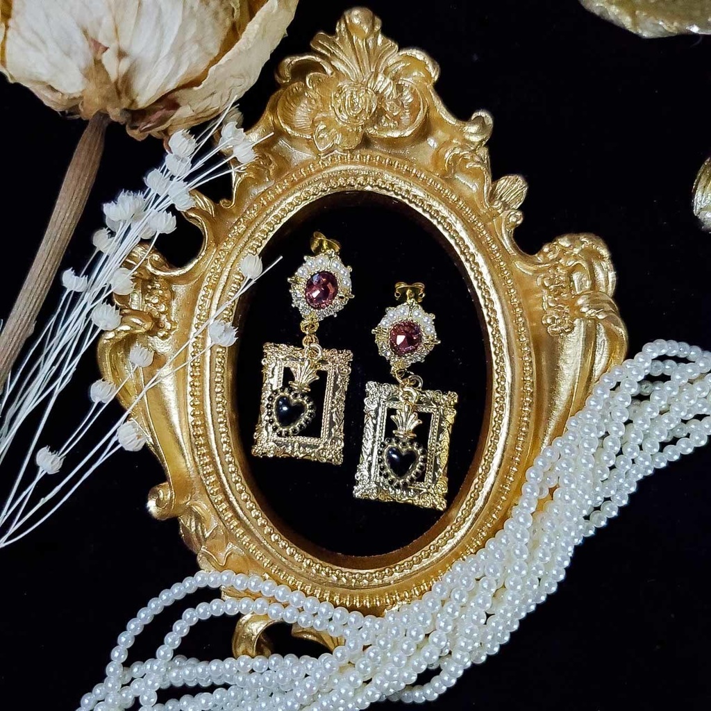 corazón (赤/黒/白) ピアス/イヤリング