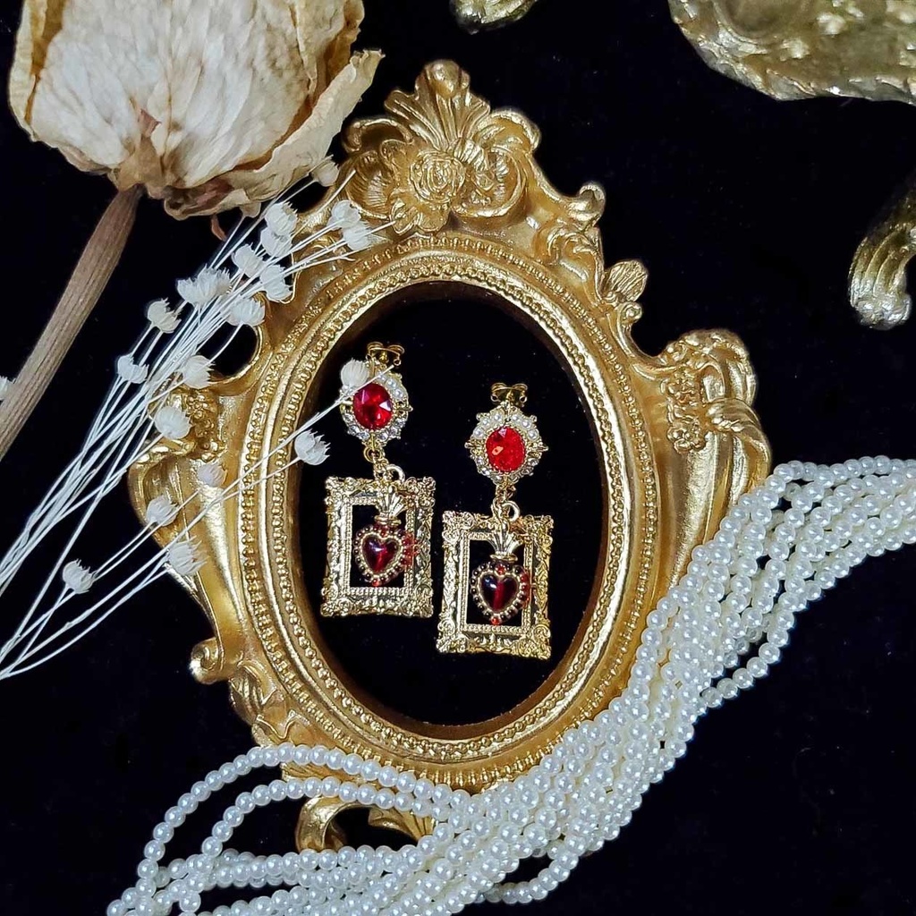 corazón (赤/黒/白) ピアス/イヤリング