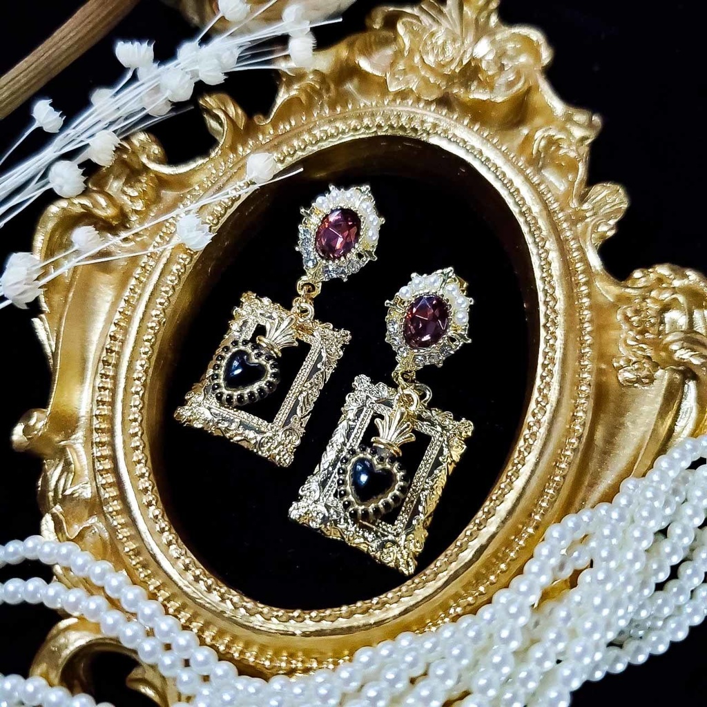 corazón (赤/黒/白) ピアス/イヤリング