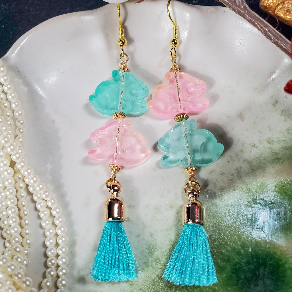 二兎を得る(赤×桃/桃×水/紫×オーロラ) ピアス/イヤリング