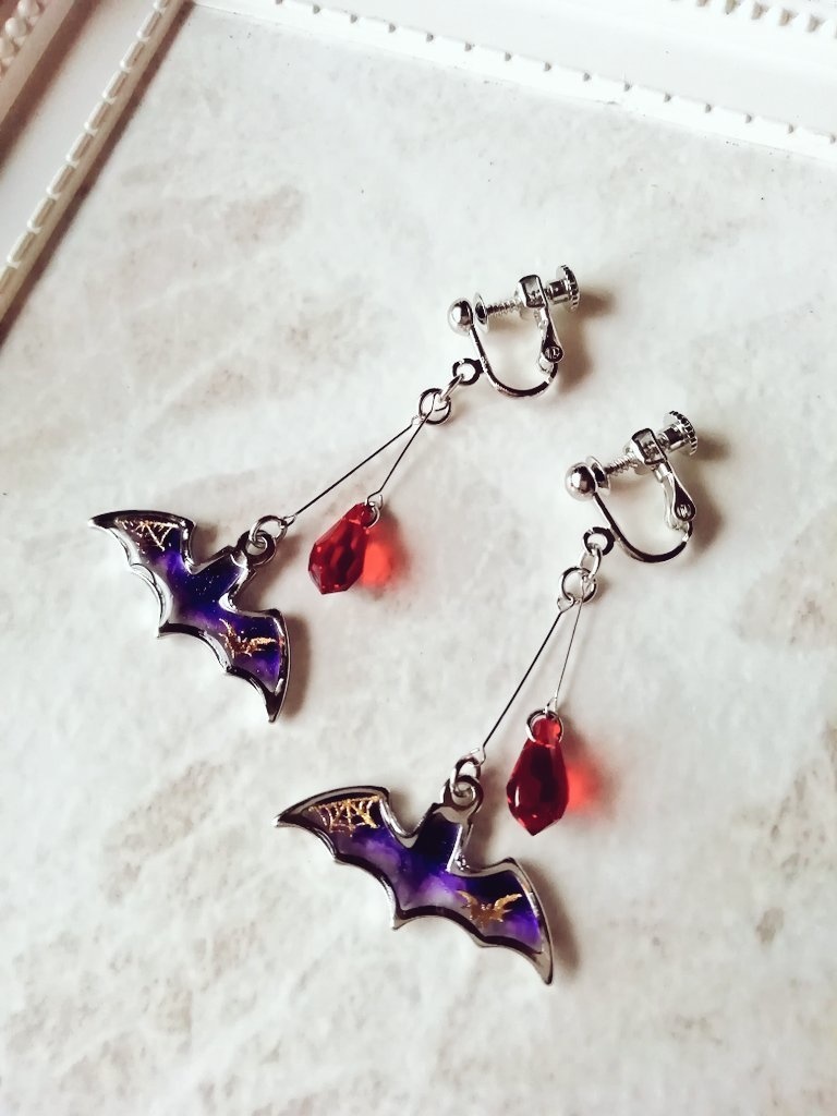 リソルイメージコウモリピアス(イヤリング)