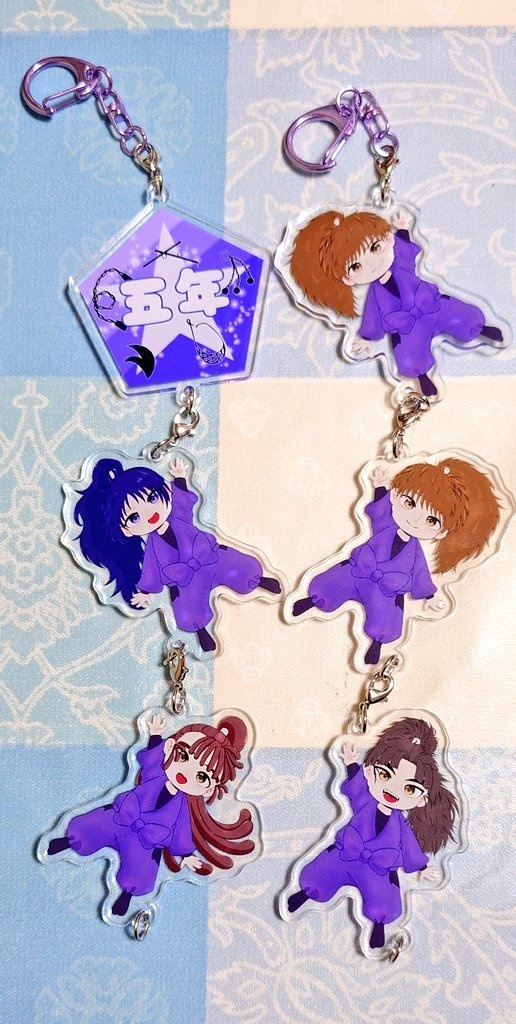 五年生繋がるミニキャラアクリルキーホルダー
