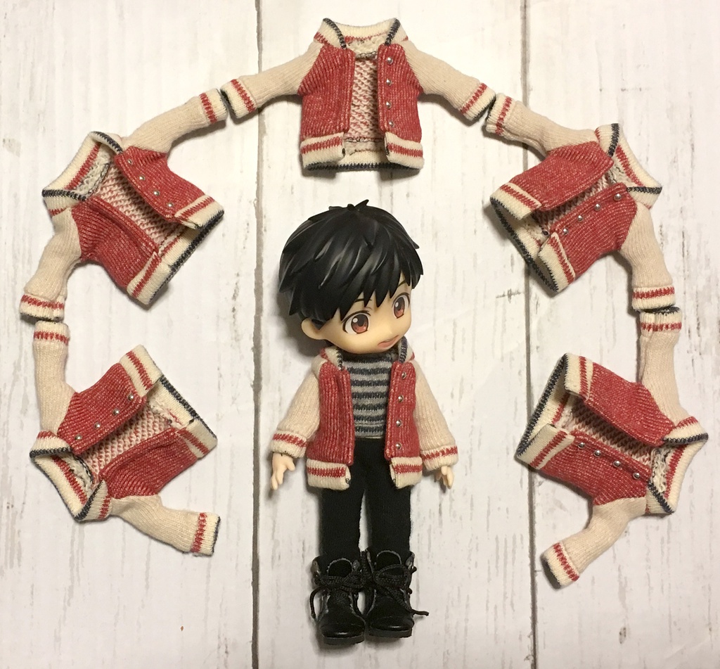 オビツ11　お洋服　ブルゾン（赤）