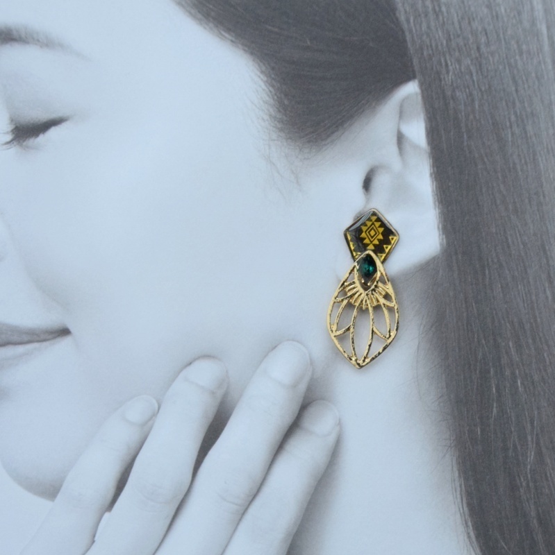 エスニック🦁イメージイヤリング