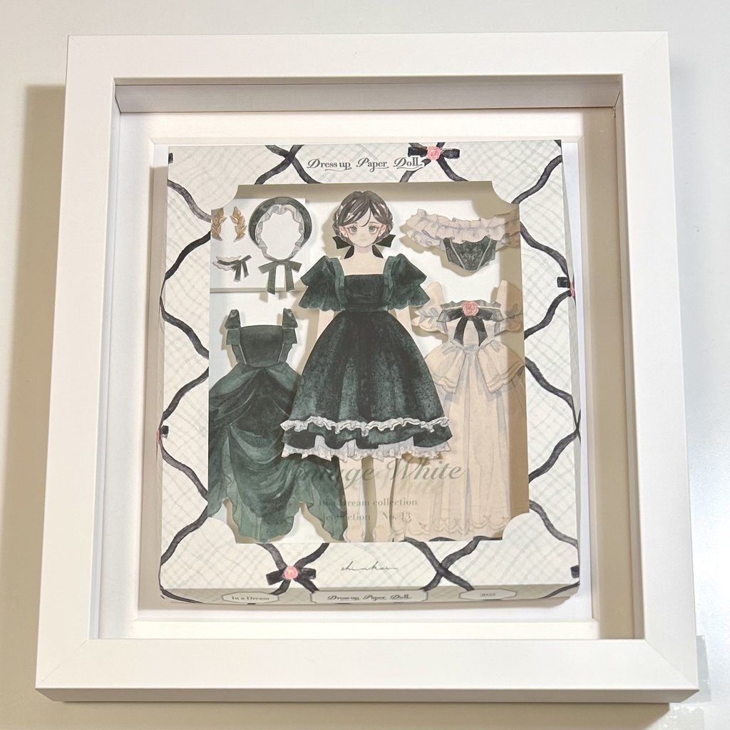 原画作品「Dress up Paper Doll」Vintage Green