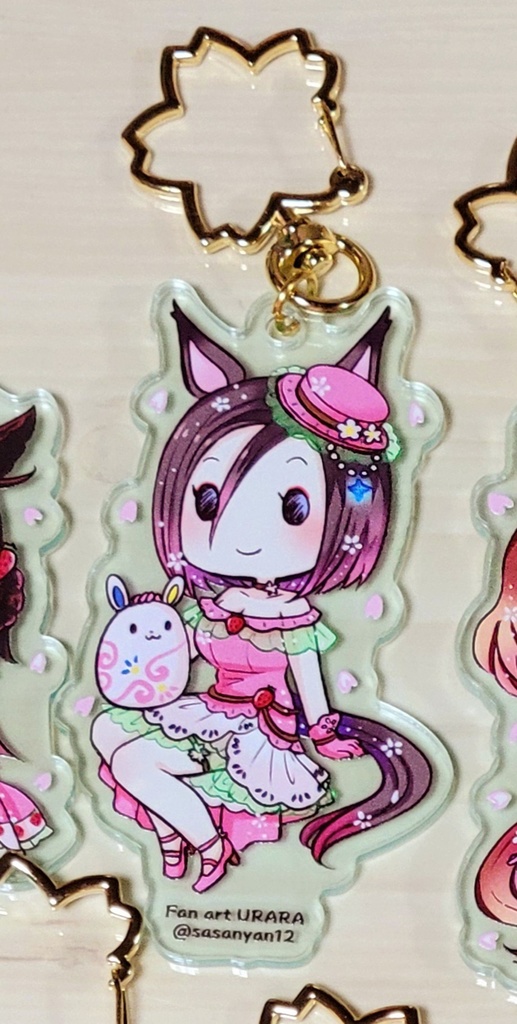 【イースター🌸春アクキー】いちごコーデ:エアグルーヴ