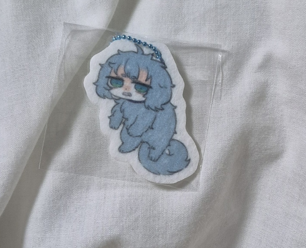 ル面犬フェルトキー