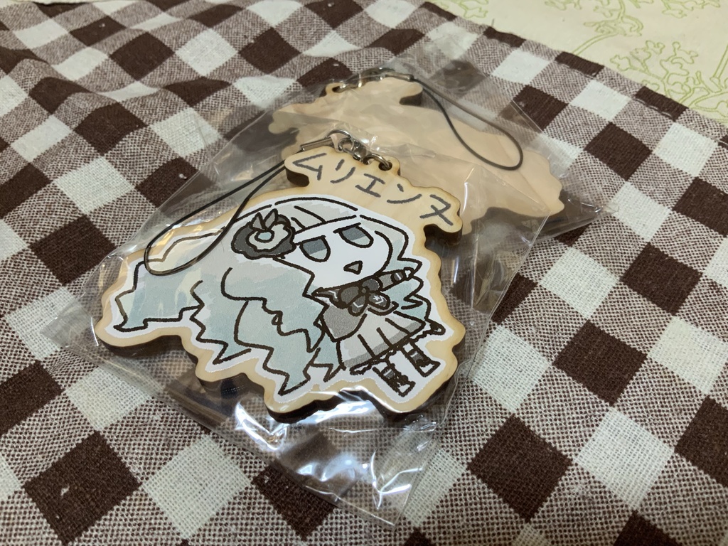 ムリエンヌ　ウッドキーホルダー