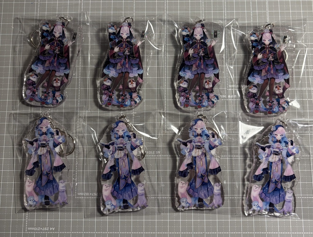 リアググッズ アクキーとスマホ立て