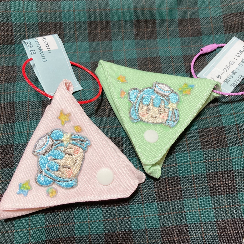 さんかくコインケース