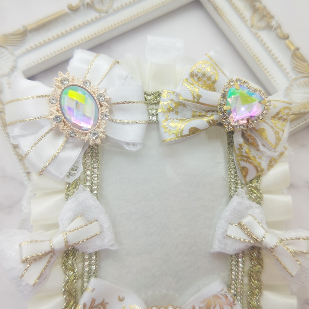 トレカケース 硬質デコケース 白 B8サイズ